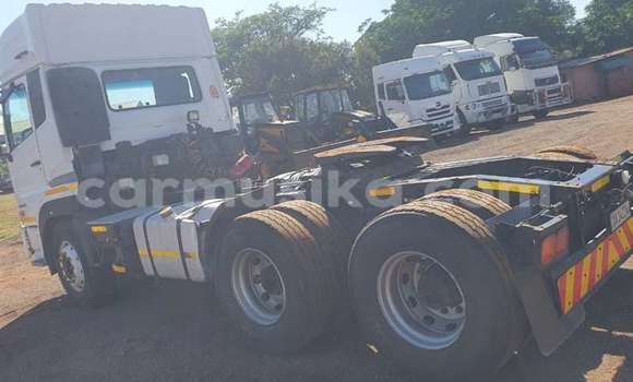 Acheter Occasion Utilitaire DAF CF Blanc à Beitbridge, Matabeleland South Acheter Occasion Utilitaire DAF CF Blanc à Beitbridge, Matabeleland South