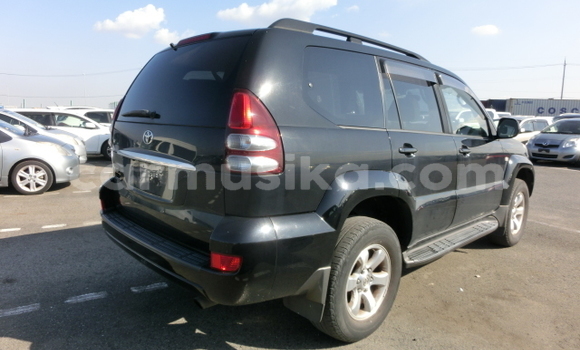 Acheter Occasion Voiture Toyota Prado Noir à Beitbridge, Matabeleland South Acheter Occasion Voiture Toyota Prado Noir à Beitbridge, Matabeleland South