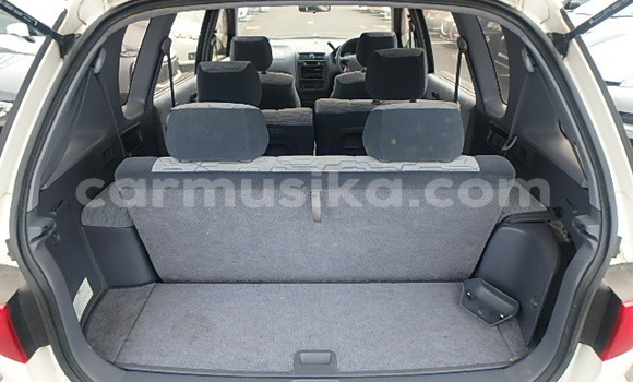 Buy Used Toyota Ipsum White Car in Beitbridge in Matabeleland South Buy Used Toyota Ipsum White Car in Beitbridge in Matabeleland South