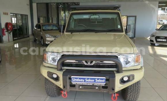 Acheter Occasion Voiture Toyota Land Cruiser Marron à Beitbridge, Matabeleland South Acheter Occasion Voiture Toyota Land Cruiser Marron à Beitbridge, Matabeleland South
