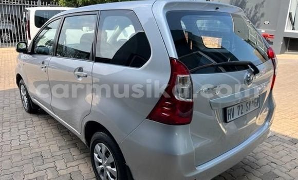 Buy Used Toyota Avanza Silver Car in Beitbridge in Matabeleland South Buy Used Toyota Avanza Silver Car in Beitbridge in Matabeleland South