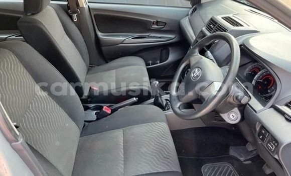 Buy Used Toyota Avanza Silver Car in Beitbridge in Matabeleland South Buy Used Toyota Avanza Silver Car in Beitbridge in Matabeleland South