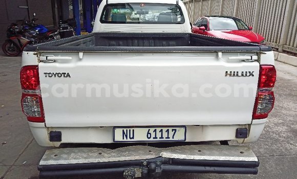 Acheter Occasion Voiture Toyota Hilux Blanc à Beitbridge, Matabeleland South Acheter Occasion Voiture Toyota Hilux Blanc à Beitbridge, Matabeleland South
