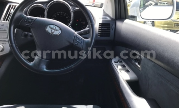 Buy Used Toyota Harrier Silver Car in Beitbridge in Matabeleland South Buy Used Toyota Harrier Silver Car in Beitbridge in Matabeleland South