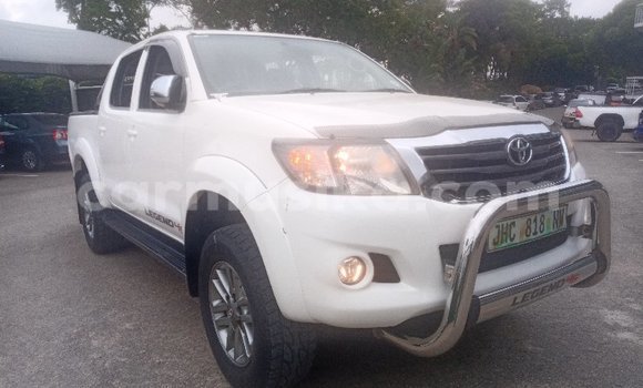 Acheter Occasion Voiture Toyota Hilux Blanc à Beitbridge, Matabeleland South Acheter Occasion Voiture Toyota Hilux Blanc à Beitbridge, Matabeleland South
