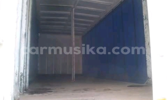 Acheter Occasion Utilitaire Isuzu FTR 850 Blanc à Beitbridge, Matabeleland South Acheter Occasion Utilitaire Isuzu FTR 850 Blanc à Beitbridge, Matabeleland South