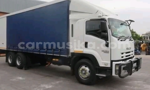 Acheter Occasion Utilitaire Isuzu FTR 850 Blanc à Beitbridge, Matabeleland South Acheter Occasion Utilitaire Isuzu FTR 850 Blanc à Beitbridge, Matabeleland South