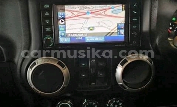 Buy Used Jeep Commander Green Car in Beitbridge in Matabeleland South Buy Used Jeep Commander Green Car in Beitbridge in Matabeleland South