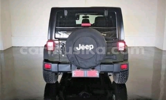 Buy Used Jeep Commander Green Car in Beitbridge in Matabeleland South Buy Used Jeep Commander Green Car in Beitbridge in Matabeleland South