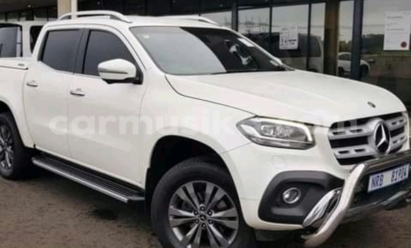 Nunua Ilio tumika Mercedes-Benz GLC 250D Nyeupe Gari ndani ya Beitbridge nchini Matabeleland Kusini Nunua Ilio tumika Mercedes-Benz GLC 250D Nyeupe Gari ndani ya Beitbridge nchini Matabeleland Kusini