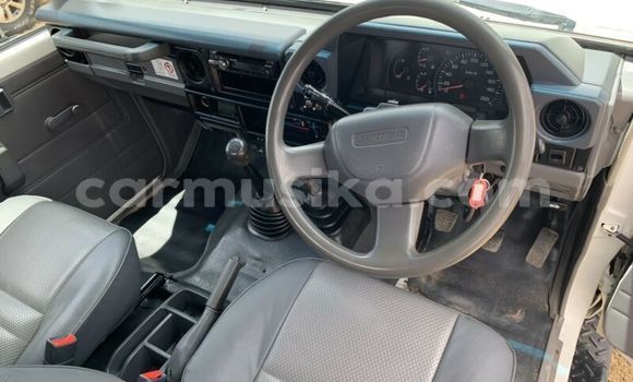 Acheter Occasion Voiture Toyota Land Cruiser Blanc à Beitbridge, Matabeleland South Acheter Occasion Voiture Toyota Land Cruiser Blanc à Beitbridge, Matabeleland South