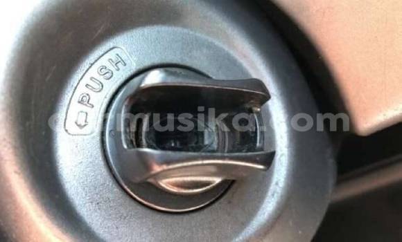 Buy Used Honda Fit Blue Car in Beitbridge in Matabeleland South Buy Used Honda Fit Blue Car in Beitbridge in Matabeleland South