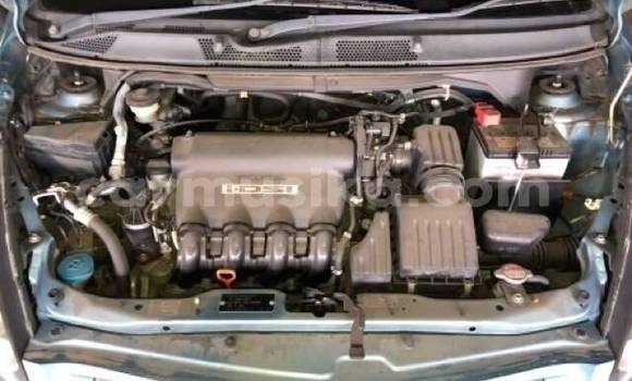 Buy Used Honda Fit Blue Car in Beitbridge in Matabeleland South Buy Used Honda Fit Blue Car in Beitbridge in Matabeleland South