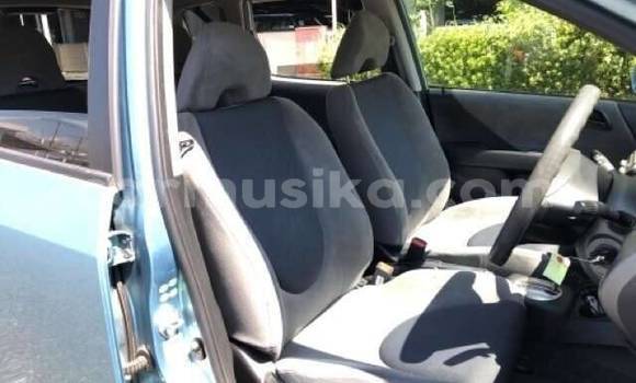 Buy Used Honda Fit Blue Car in Beitbridge in Matabeleland South Buy Used Honda Fit Blue Car in Beitbridge in Matabeleland South