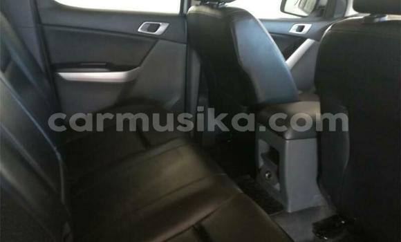 Acheter Occasion Voiture Mazda BT-50 Blanc à Beitbridge, Matabeleland South Acheter Occasion Voiture Mazda BT-50 Blanc à Beitbridge, Matabeleland South