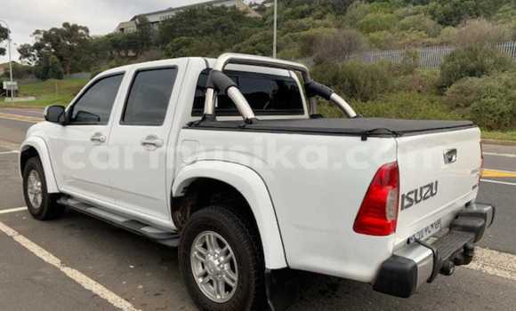 Acheter Occasion Voiture Isuzu KB Blanc à Beitbridge, Matabeleland South Acheter Occasion Voiture Isuzu KB Blanc à Beitbridge, Matabeleland South