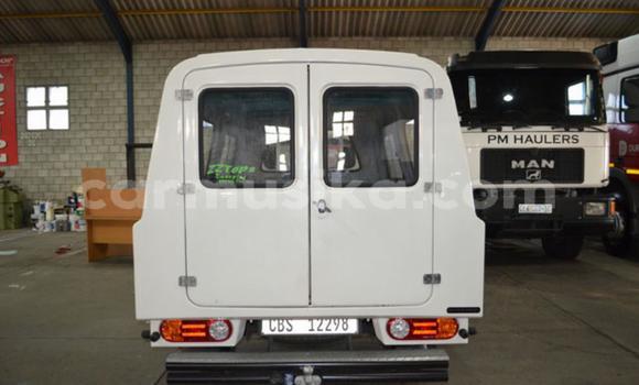 Nunua Ilio tumika Hyundai H1 Nyeupe Gari ndani ya Beitbridge nchini Matabeleland Kusini Nunua Ilio tumika Hyundai H1 Nyeupe Gari ndani ya Beitbridge nchini Matabeleland Kusini