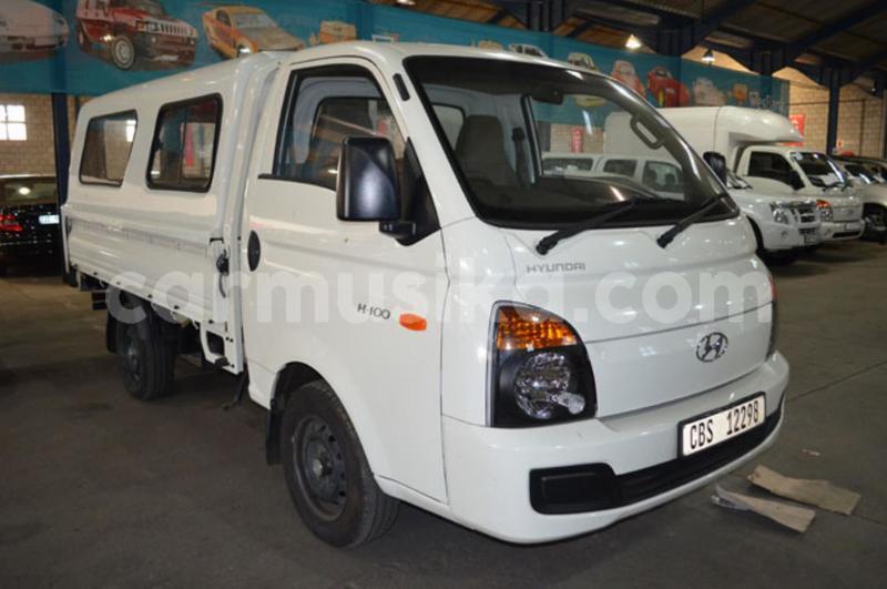 Big with watermark hyundai h1 matabeleland south beitbridge 27599