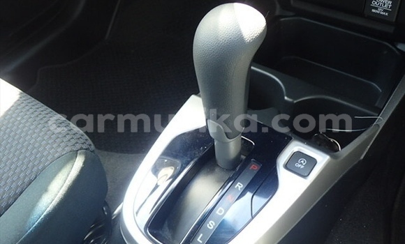 Buy Used Honda Fit Silver Car in Beitbridge in Matabeleland South Buy Used Honda Fit Silver Car in Beitbridge in Matabeleland South