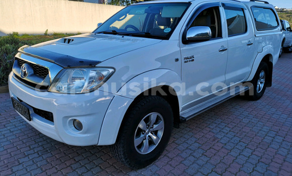 Acheter Occasion Voiture Toyota Hilux Blanc à Beitbridge, Matabeleland South Acheter Occasion Voiture Toyota Hilux Blanc à Beitbridge, Matabeleland South