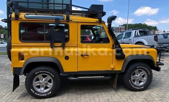 Buy Used Land Rover Defender Other Car in Beitbridge in Matabeleland South Buy Used Land Rover Defender Other Car in Beitbridge in Matabeleland South