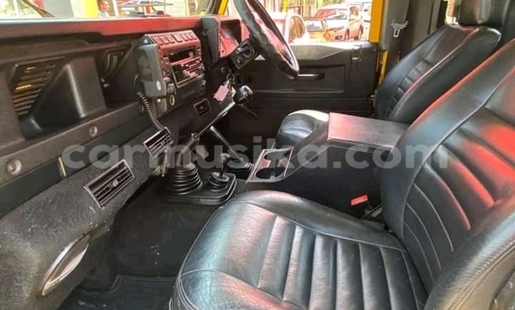 Buy Used Land Rover Defender Other Car in Beitbridge in Matabeleland South Buy Used Land Rover Defender Other Car in Beitbridge in Matabeleland South