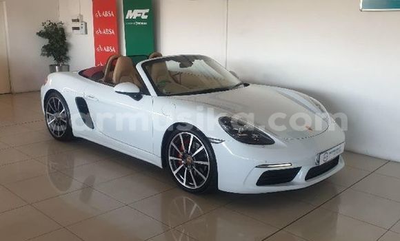 Buy Used Porsche Cayenne White Car in Harare in Harare Buy Used Porsche Cayenne White Car in Harare in Harare