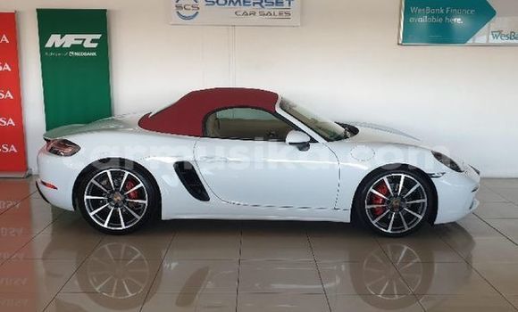 Buy Used Porsche Cayenne White Car in Harare in Harare Buy Used Porsche Cayenne White Car in Harare in Harare