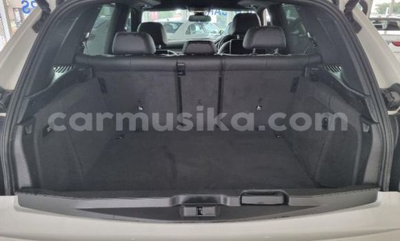 Buy Used BMW X5 M White Car in Highfield in Harare Buy Used BMW X5 M White Car in Highfield in Harare