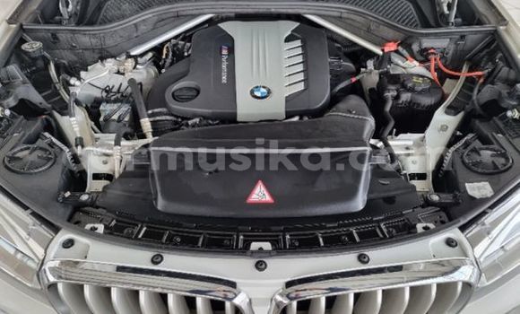 Buy Used BMW X5 M White Car in Highfield in Harare Buy Used BMW X5 M White Car in Highfield in Harare