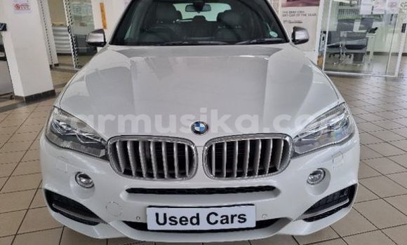 Buy Used BMW X5 M White Car in Highfield in Harare Buy Used BMW X5 M White Car in Highfield in Harare