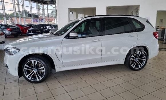 Buy Used BMW X5 M White Car in Highfield in Harare Buy Used BMW X5 M White Car in Highfield in Harare