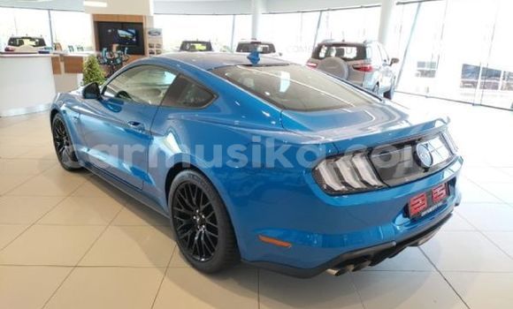 Nunua Ilio tumika Ford Mustang Bluu Gari ndani ya Belvedere nchini Harare Nunua Ilio tumika Ford Mustang Bluu Gari ndani ya Belvedere nchini Harare