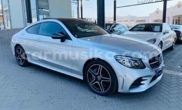 Acheter Occasion Voiture Mercedes‒Benz 300–Series Gris à Belvédère, Harare