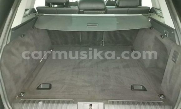 Buy Used Range Rover Range Rover White Car in Borrowdale in Harare Buy Used Range Rover Range Rover White Car in Borrowdale in Harare