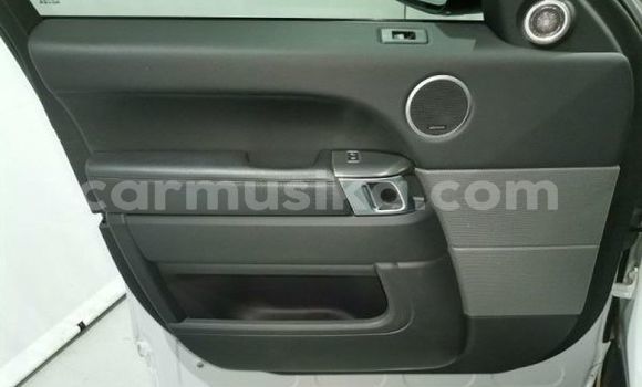 Buy Used Range Rover Range Rover White Car in Borrowdale in Harare Buy Used Range Rover Range Rover White Car in Borrowdale in Harare