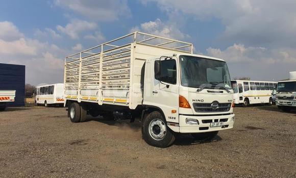 Buy Used Hino Ranger White Truck in Belvedere in Harare Buy Used Hino Ranger White Truck in Belvedere in Harare