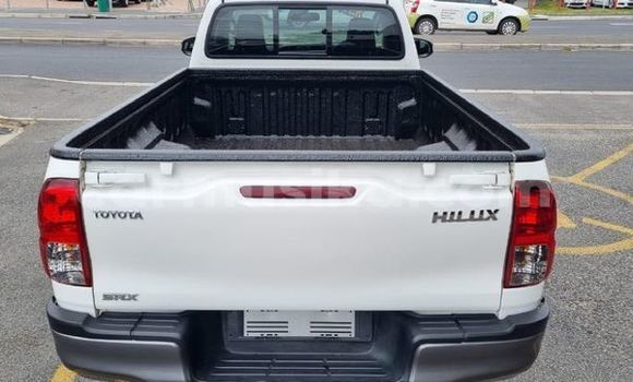 Nunua Ilio tumika Toyota Hilux Nyeupe Gari ndani ya Beitbridge nchini Matabeleland Kusini