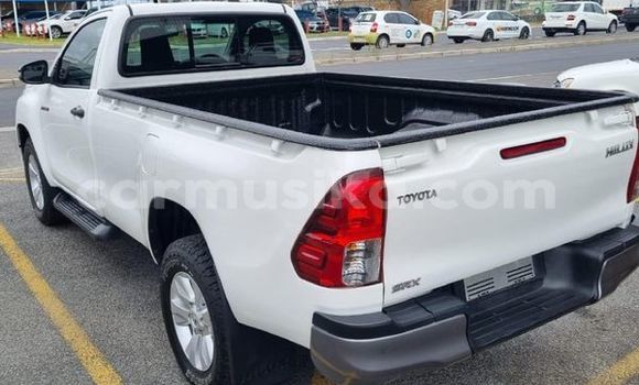 Acheter Occasion Voiture Toyota Hilux Blanc à Beitbridge, Matabeleland South Acheter Occasion Voiture Toyota Hilux Blanc à Beitbridge, Matabeleland South