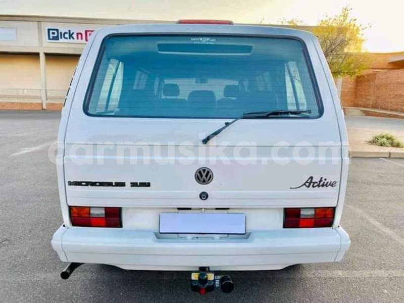 Big with watermark volkswagen caravelle matabeleland south beitbridge 27629