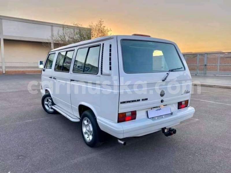 Big with watermark volkswagen caravelle matabeleland south beitbridge 27629