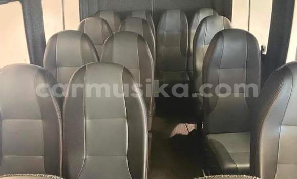 Acheter Occasion Voiture Volkswagen Transporter Blanc à Beitbridge, Matabeleland South Acheter Occasion Voiture Volkswagen Transporter Blanc à Beitbridge, Matabeleland South