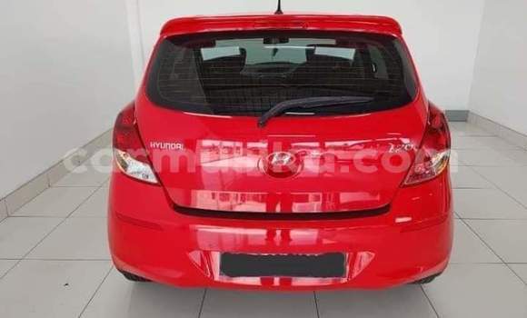 Acheter Occasion Voiture Hyundai i20 Rouge à Beitbridge, Matabeleland South Acheter Occasion Voiture Hyundai i20 Rouge à Beitbridge, Matabeleland South