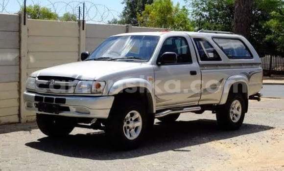 Tenga Tsaru Toyota Hilux Sirivha Mota in Beitbridge in Matabeleland South