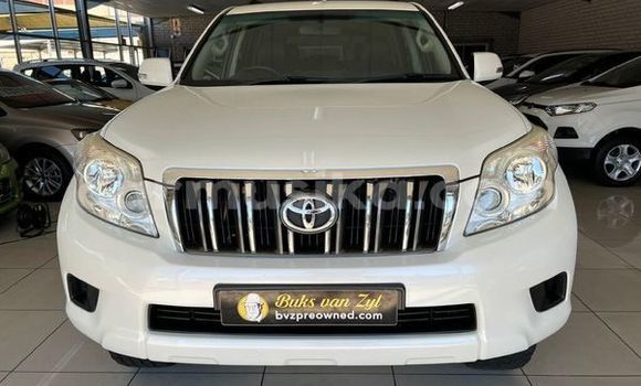 Nunua Ilio tumika Toyota Prado Nyeupe Gari ndani ya Beitbridge nchini Matabeleland Kusini