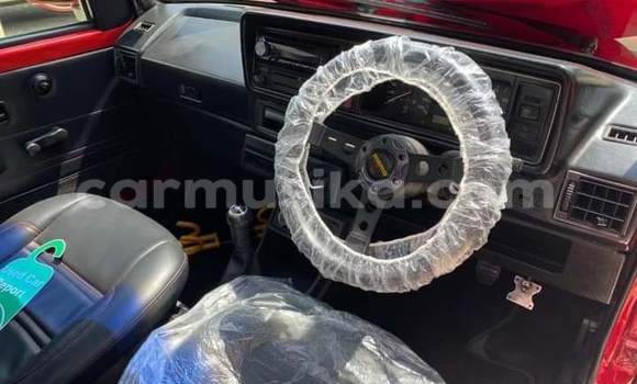 Nunua Ilio tumika Volkswagen Caddy Nyekundu Gari ndani ya Beitbridge nchini Matabeleland Kusini Nunua Ilio tumika Volkswagen Caddy Nyekundu Gari ndani ya Beitbridge nchini Matabeleland Kusini