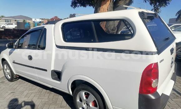Nunua Ilio tumika Opel Corsa Nyeupe Gari ndani ya Beitbridge nchini Matabeleland Kusini Nunua Ilio tumika Opel Corsa Nyeupe Gari ndani ya Beitbridge nchini Matabeleland Kusini