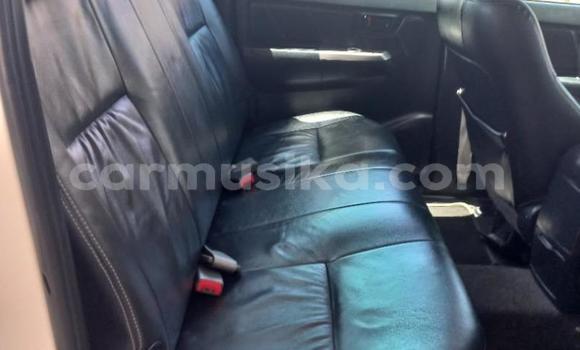 Tenga Tsaru Toyota Hilux Chena Mota in Beitbridge in Matabeleland South Tenga Tsaru Toyota Hilux Chena Mota in Beitbridge in Matabeleland South