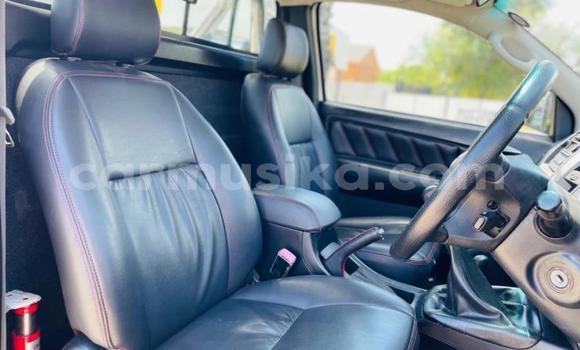 Tenga Tsaru Toyota Hilux Chena Mota in Beitbridge in Matabeleland South Tenga Tsaru Toyota Hilux Chena Mota in Beitbridge in Matabeleland South