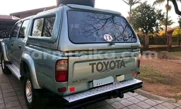 Buy Used Toyota Hilux Green Car in Beitbridge in Matabeleland South Buy Used Toyota Hilux Green Car in Beitbridge in Matabeleland South